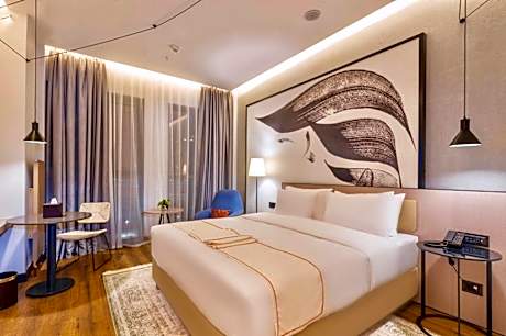 Family Connecting Rooms