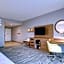 Hampton Inn By Hilton & Suites Portland, ME