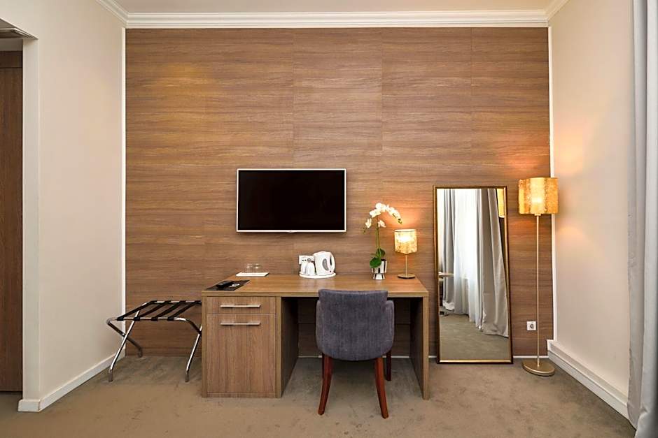 Hotel Opera Garni