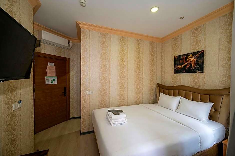 Maxwell Hotel