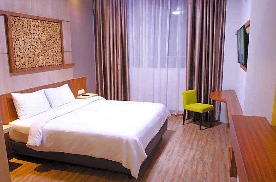 Ayola First Point Hotel Pekanbaru