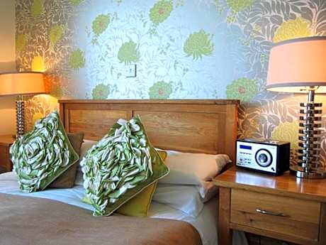 Deluxe Double Room with Bath