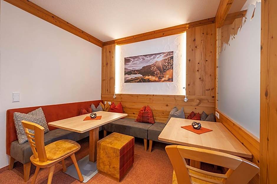 Hotel Garni Haus Tyrol