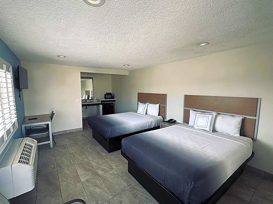 Super 8 by Wyndham Bakersfield CA