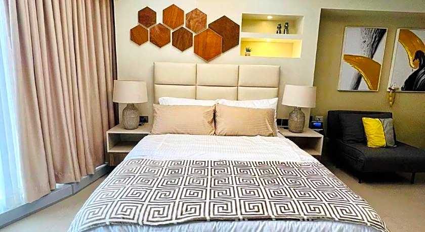 AEON TOWERS STUDIO SUITE (by:skyspottravelcentra)