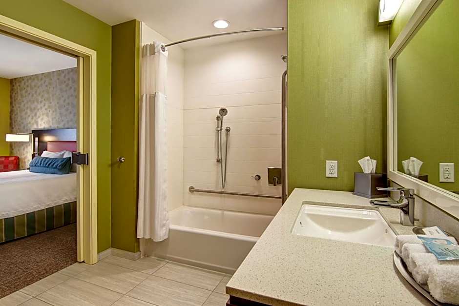 Home2 Suites By Hilton West Edmonton