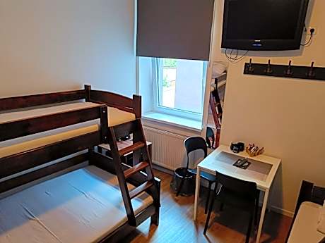 Dormitory Room (6 Adults)