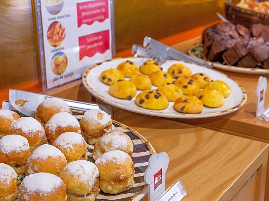 ibis Santos Gonzaga Praia