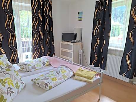 Double or Twin Room with Shared Bathroom