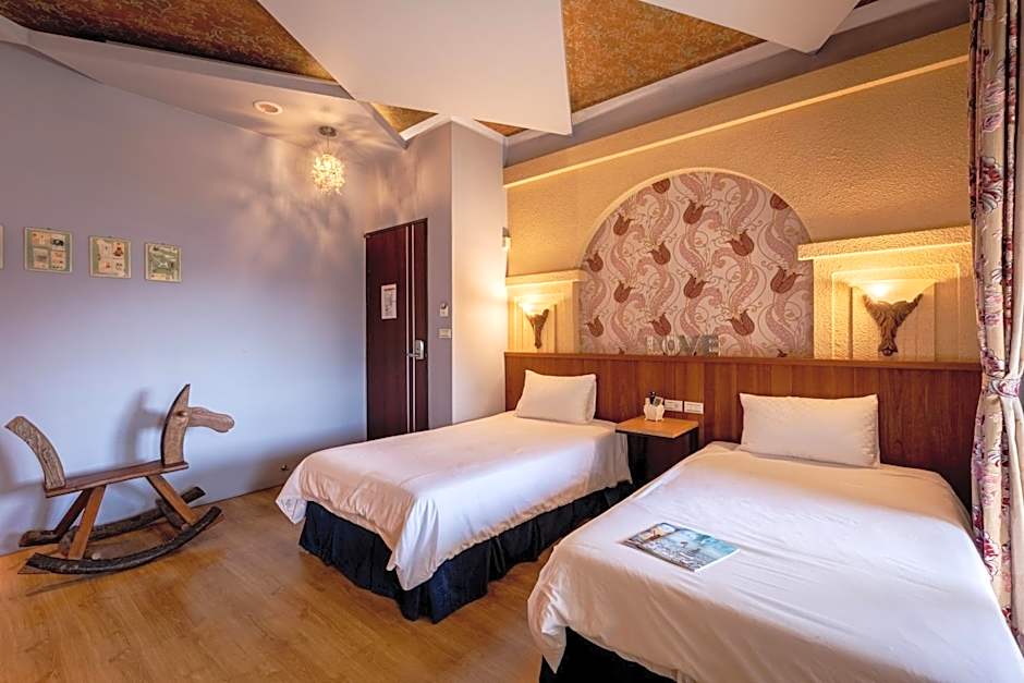 Queen Love Homestay