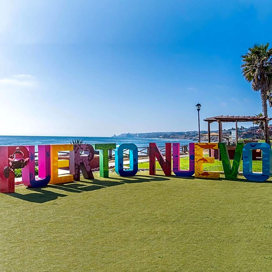 Puerto Nuevo Baja Hotel & Villas