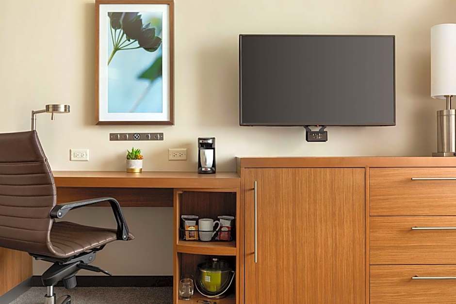 Hyatt Place Virginia Beach Town Center