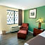Travelodge by Wyndham Macon West