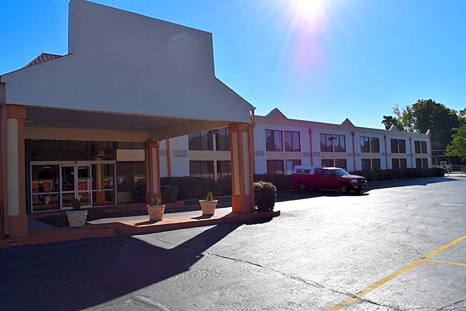 Econo Lodge Stone Mountain