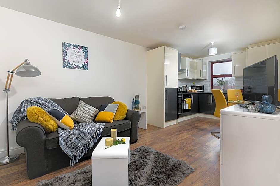 KVM - City Apartments - Contractors - Town Centre by KVM Stays
