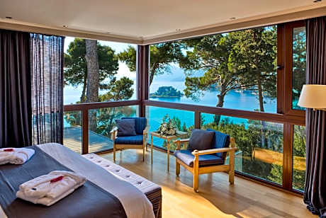 Corfu Holiday Palace