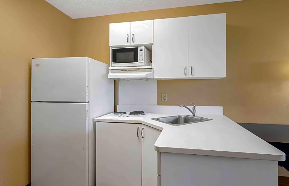 Extended Stay America Suites - St. Petersburg - Clearwater - Executive Dr.