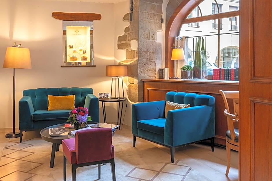 Les Armures Hotel