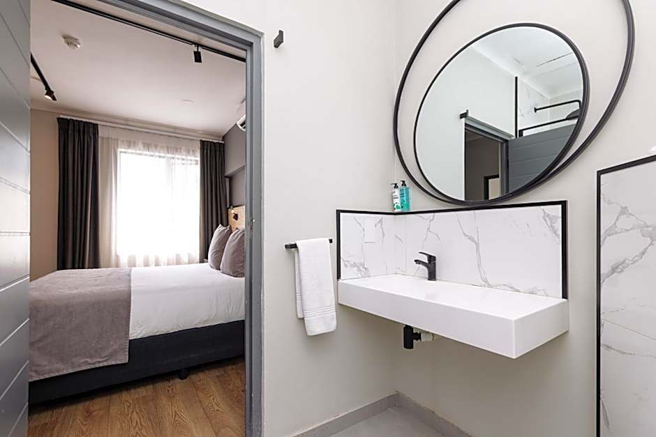 MINT Hotel 84 on Katherine