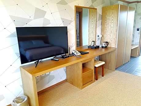 Economy Twin Room