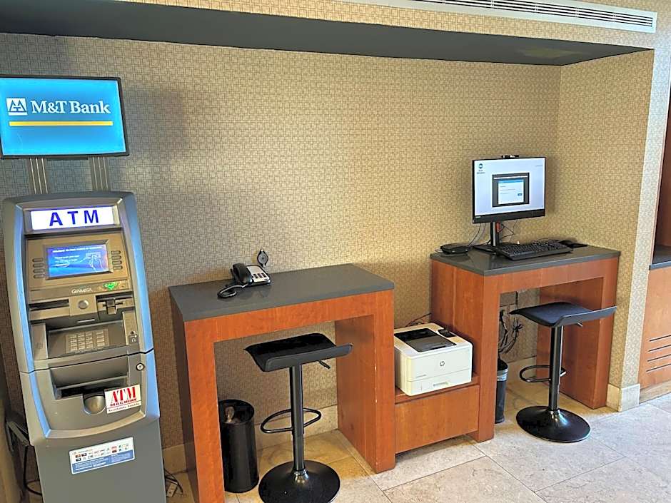 Best Western Premier Plainview-Long Island Hotel