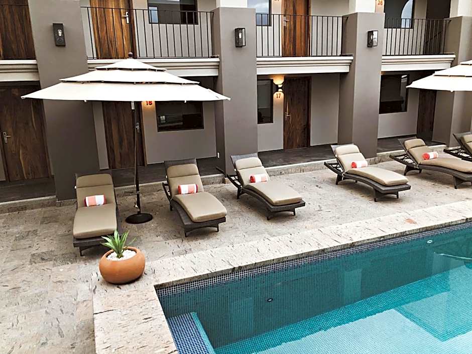 SIX TWO FOUR Urban Beach Hotel