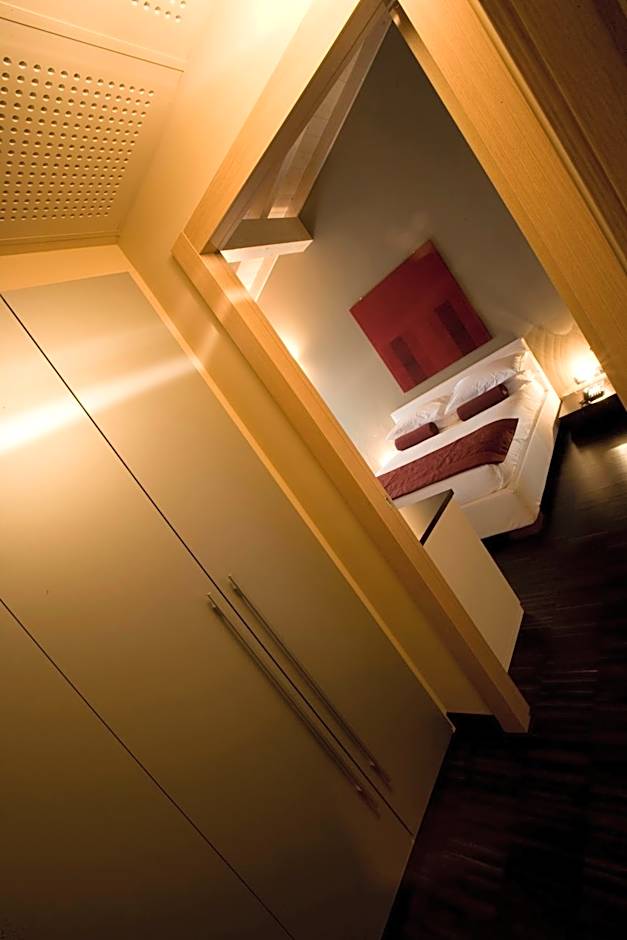OneMhotel