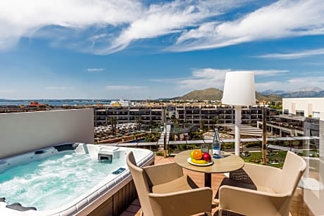 JUNIOR PENTHOUSE SUITE3 ADULTS  + 1 CHILD