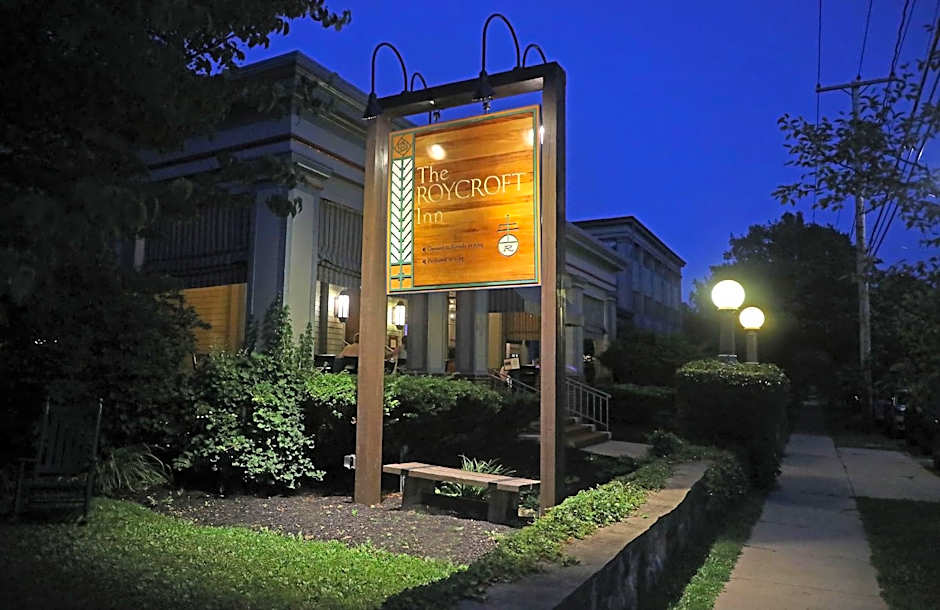 Roycroft Inn