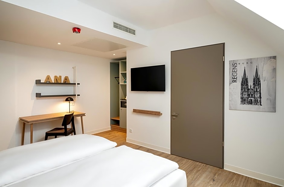 elaya hotel regensburg city center