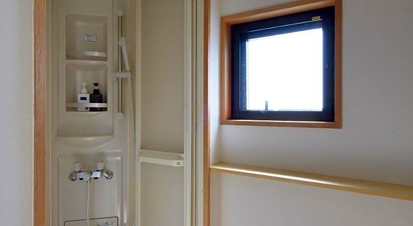 Guesthouse Hyakumanben Cross