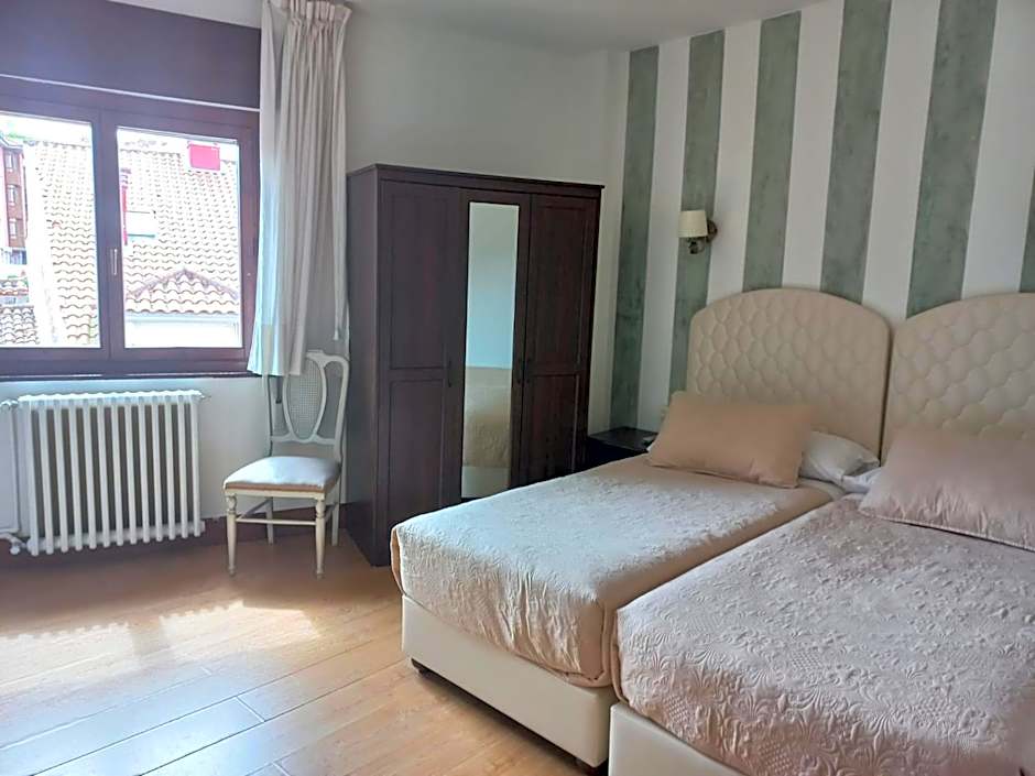 Hotel Marina