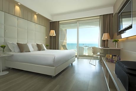 Deluxe Double Room with Sea View