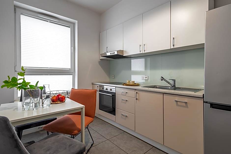 Deluxe Apartments by The Railway Station Wroclaw - parking w cenie