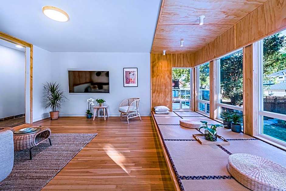 Three-Tree Villa-Central Location