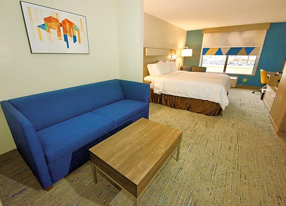Holiday Inn Express Hotel & Suites St Charles By IHG