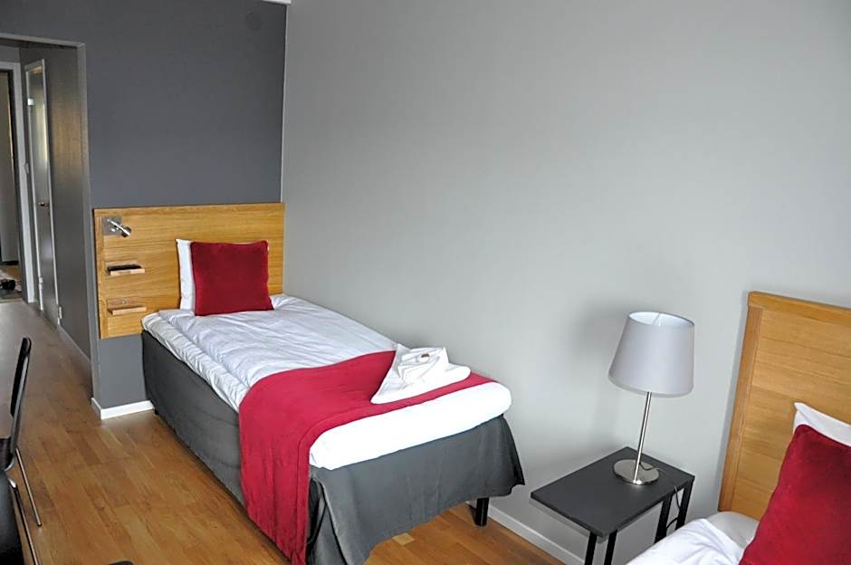 City Hotel