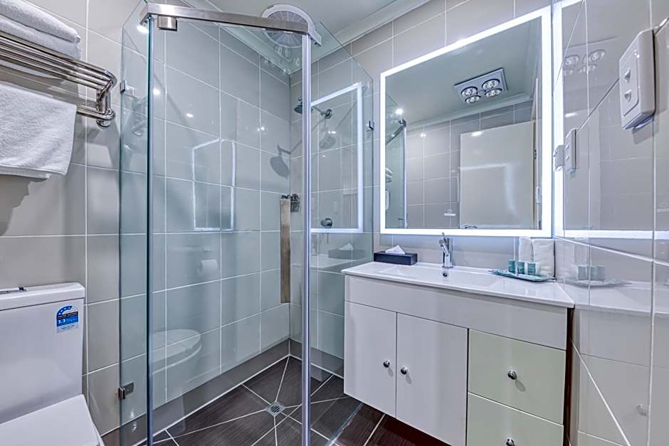 Best Western Airport Motel And Convention Centre