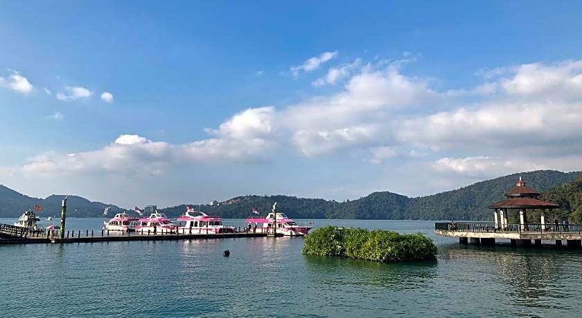 The Crystal Inn Sun Moon Lake