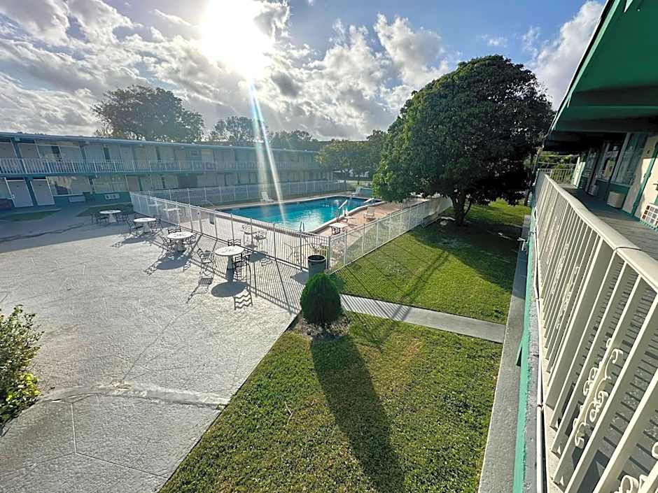 Boca Inn