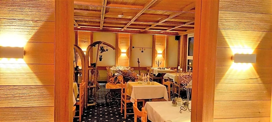 Hotel Bellevue - Traditional Swiss Hideaway