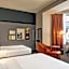 The Atterbury Hotel, Autograph Collection