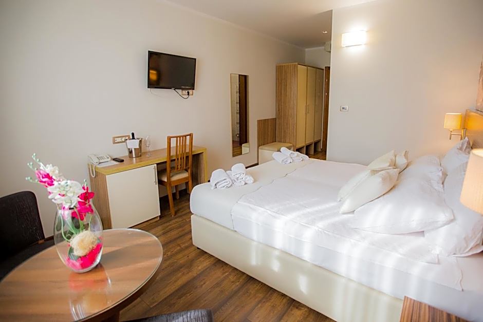 Hotel Luna