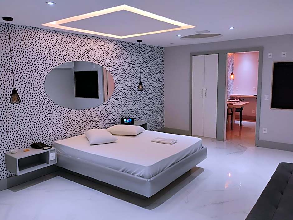 BAMBINA HOTEL -Adultos Somente