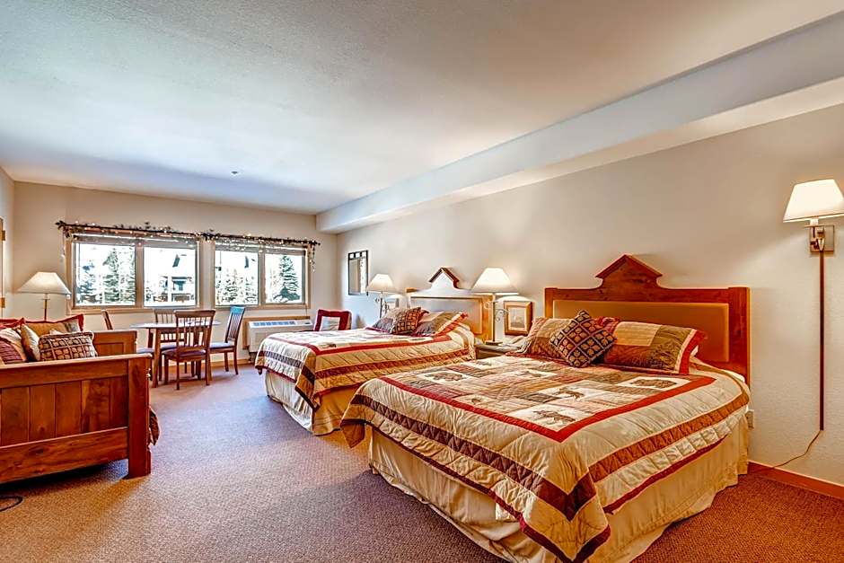 Gateway Mountain Lodge by Keystone Resort