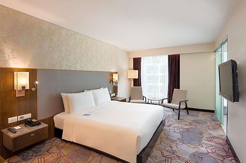 Radisson Suites Bangkok Sukhumvit