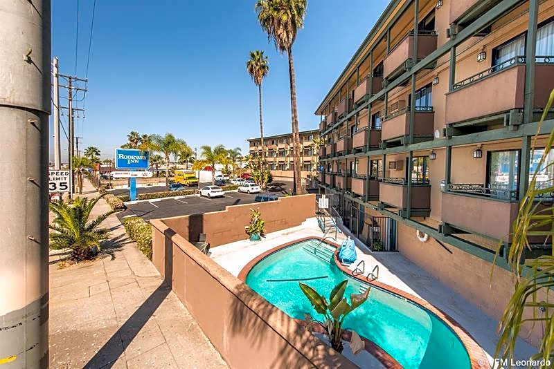 Queencity Inn
