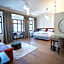 Maxim Suites by Elias Holl