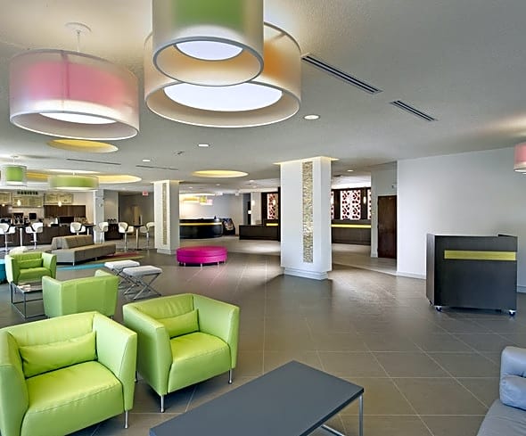 Avanti International Resort