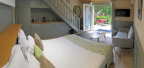 Family Room (2 Adults + 2 Children) with Terrace - Ground Floor or with Mezzanine